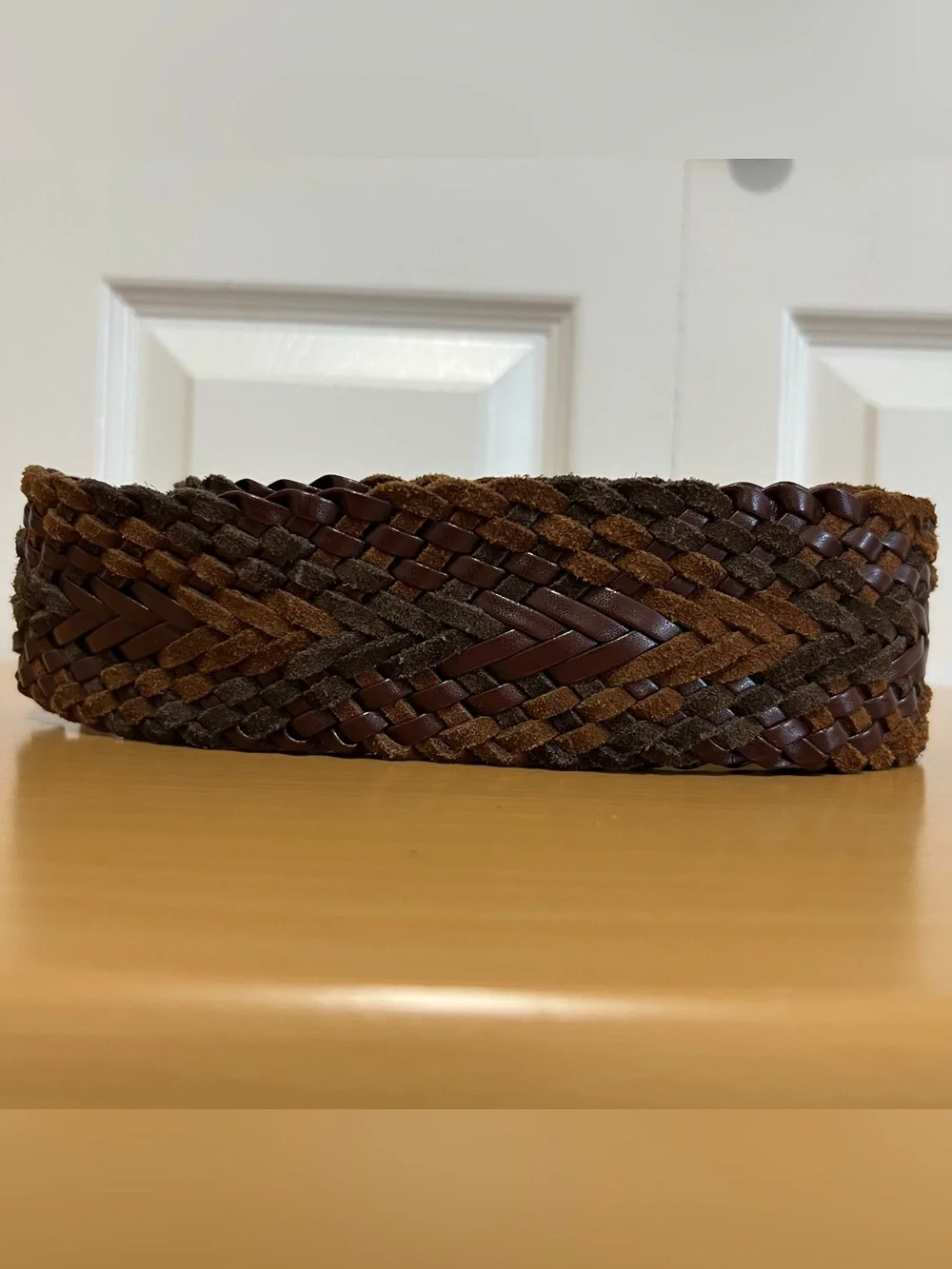 American Eagle Outfitters dark light